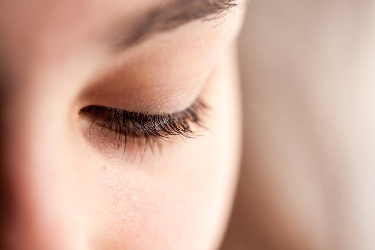 concept of growing popularity of eyelid surgery